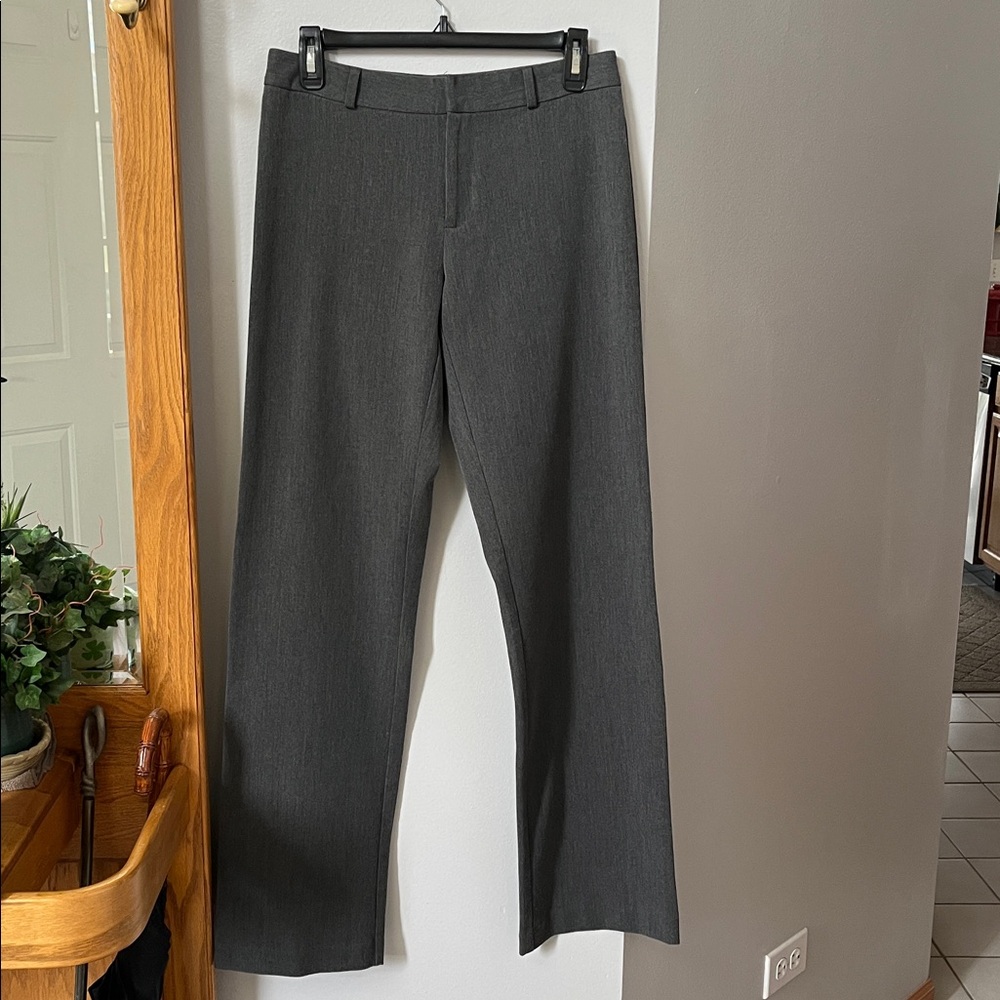 Tommy Hilfiger Womens Size 2 Straight Leg Pants in Heather Gray
